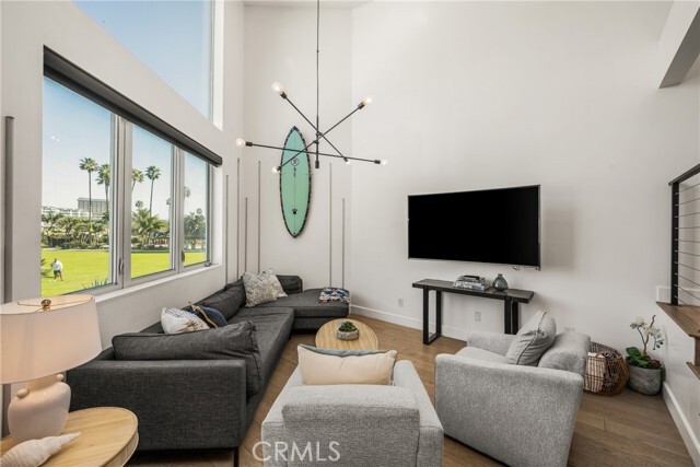 Building Photo - 4405 Channel Pl