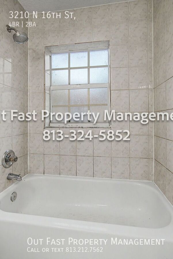 Building Photo - 3210 N 16th St