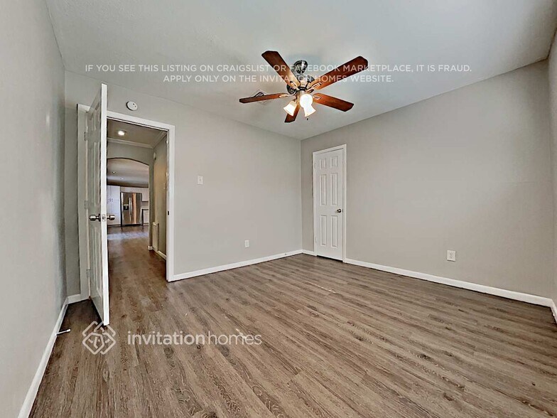 Building Photo - 2705 Coy Dr