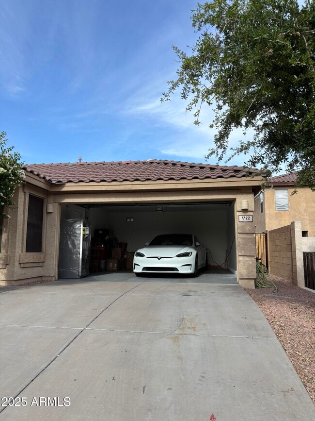 Building Photo - 1722 W Amberwood Dr