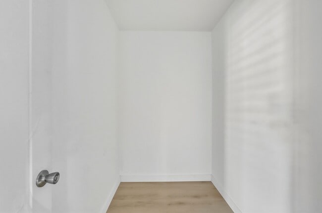 Building Photo - 13054 Terra Bella St