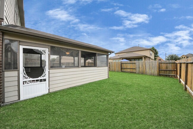 Building Photo - 21302 Mystic Oak Dr