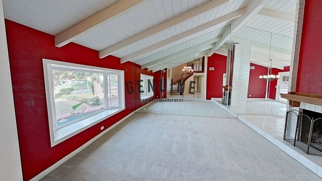 Building Photo - Large 4 Bedroom House with Pebble Bottom Pool - Backyard Oasis!