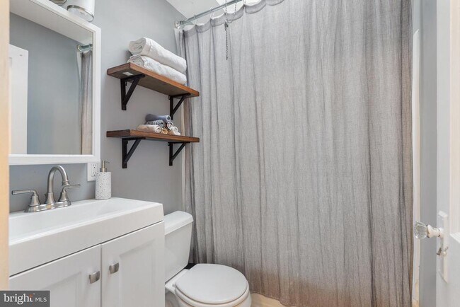 Building Photo - 3606 Miller St