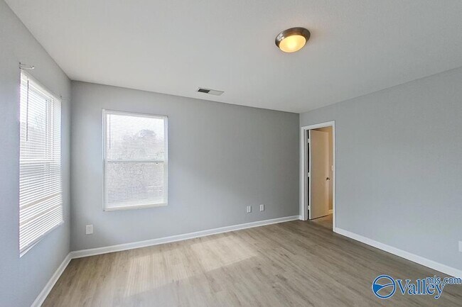 Building Photo - 112 Belle Haven Dr