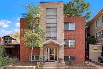 Building Photo - 42 N Pearl St