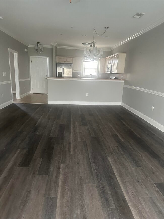 Building Photo - 4140 Hibiscus Dr