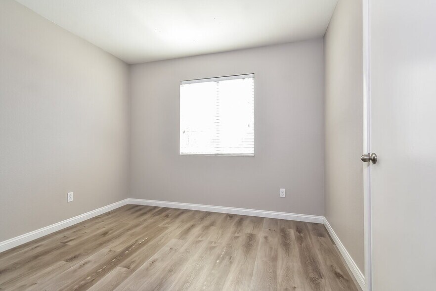 Building Photo - 7259 Rock Castle Ave
