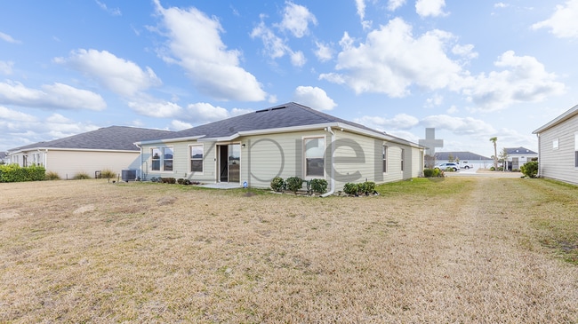 Building Photo - 5721 SW 92nd Pl