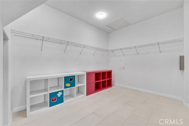 Building Photo - 6895 Guinevere Ct