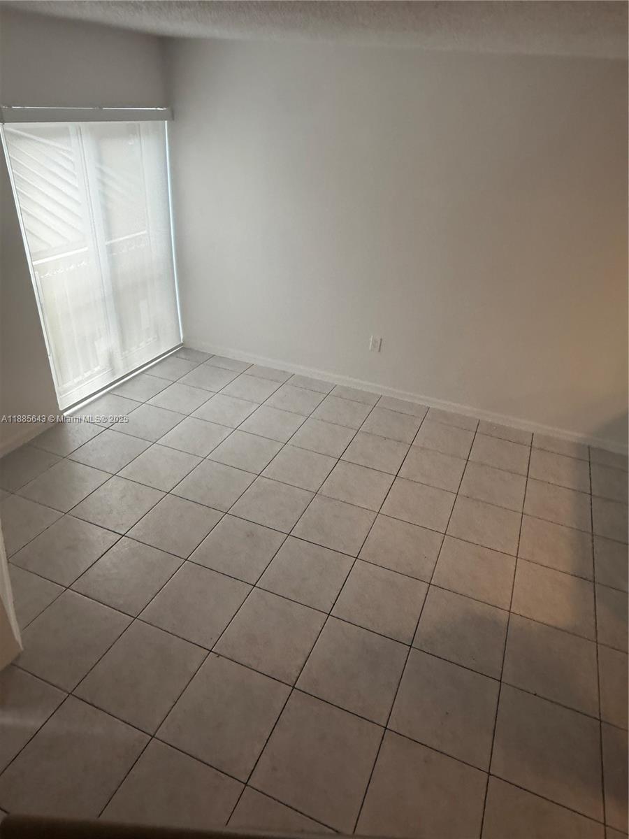 Building Photo - 8585 NW 6th Ln