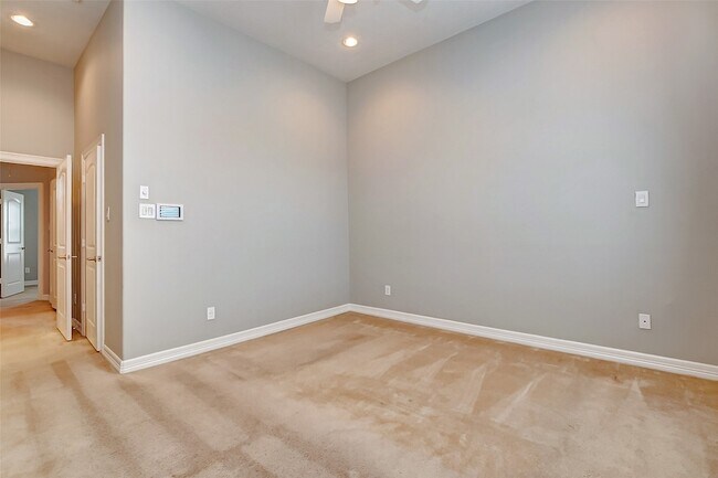 Building Photo - 1174 Hempstead Villa Ln