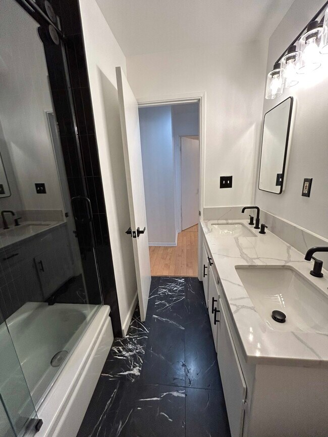 Building Photo - 17124 Horace St