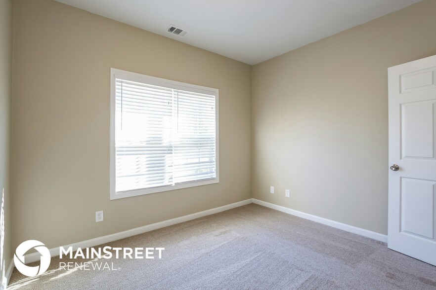 Building Photo - 7884 Mulberry Way