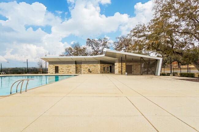 Building Photo - 2752 Desert Rose St