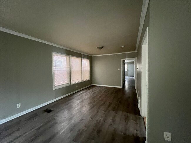 Building Photo - 7202 S Marshfield Ave