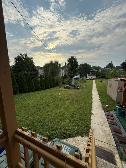 Building Photo - 1013 Potomac Ave