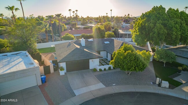 Building Photo - 15832 N 62nd Pl