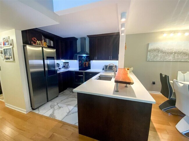 Building Photo - 3134 Lake Pine Way S