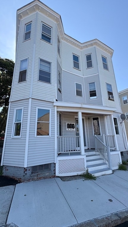 Building Photo - 117 Revere St