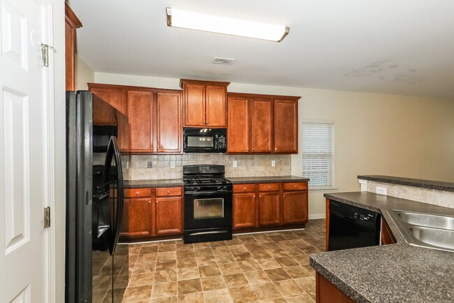 Building Photo - 149 Hamilton Pointe Dr