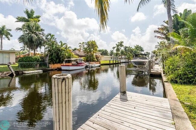 Building Photo - 2548 Key Largo Ln