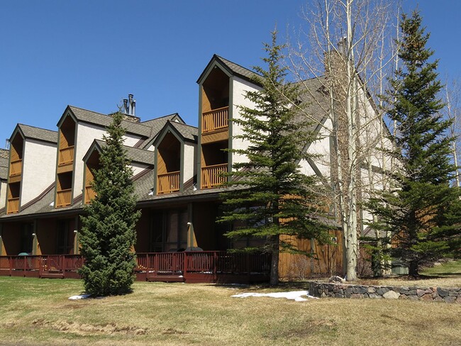 Building Photo - Winter Rental- Chateau Acadian 108
