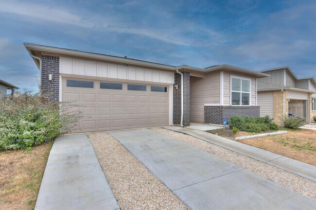 Building Photo - 13709 Bavarian Forest Dr