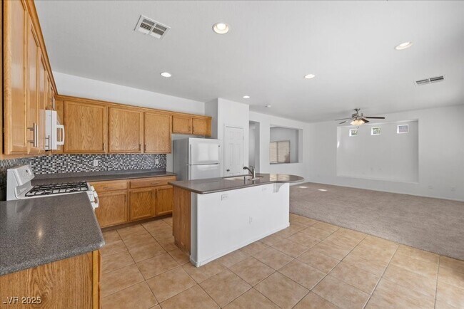 Building Photo - 2721 Villa Cordova Ct