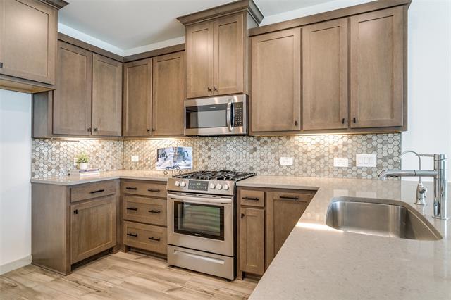 Building Photo - 308 Spring Hill Rd