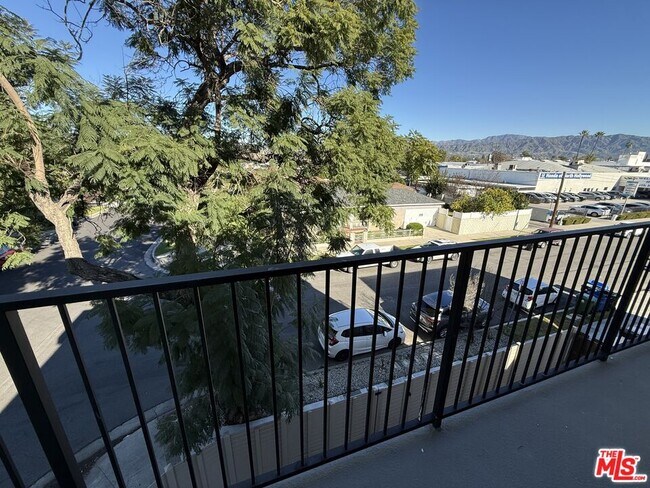 Building Photo - 11528 Emelita St