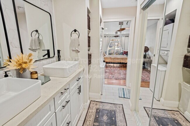 Building Photo - 500 Cagney Ln