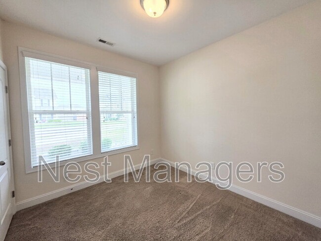Building Photo - 173 Weston Woods St