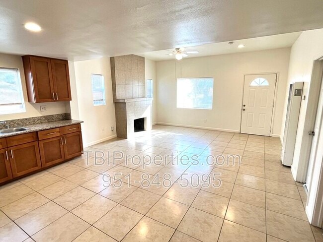 Building Photo - 4531 Park Ave