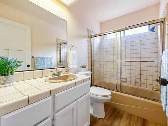 Building Photo - 3 bedroom, 2 bath home in Lake Wildwood, P...