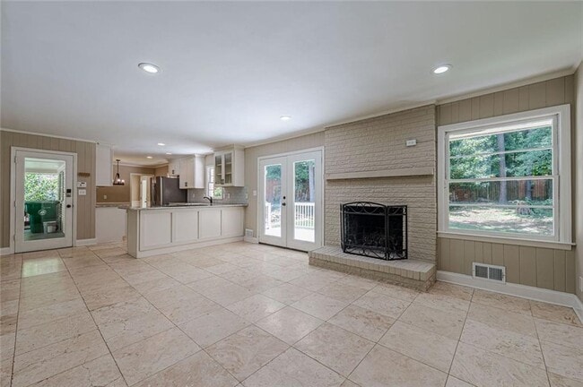 Building Photo - 2151 Zelda Dr NE