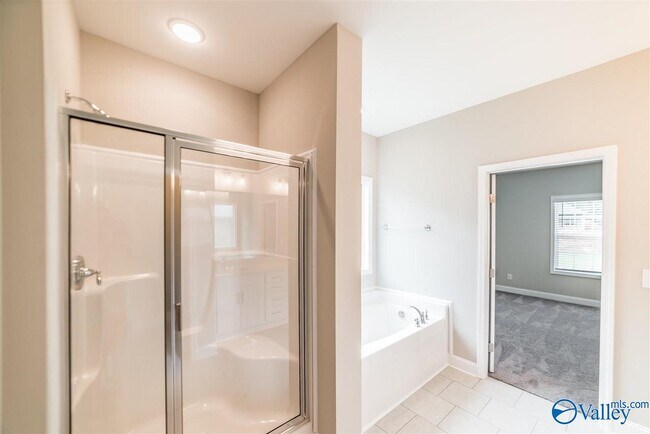 Building Photo - 3029 Crystal Creek Dr
