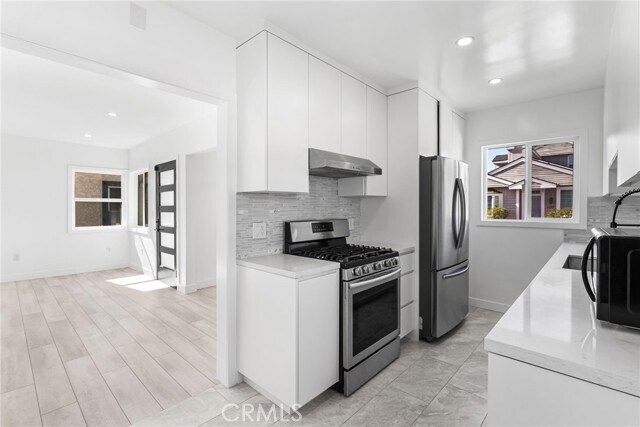 Building Photo - 324 13th St