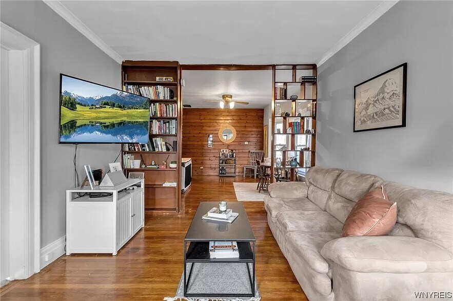 Building Photo - 175 Saint James Pl