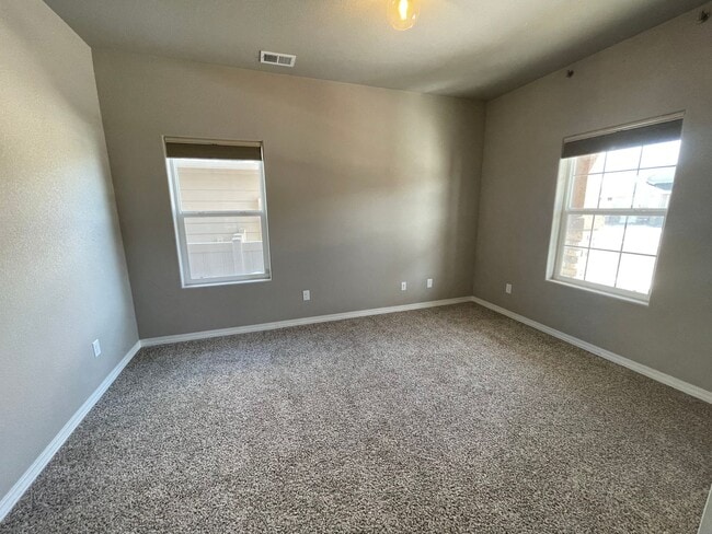 Building Photo - BEAUTIFUL HOME OFF BLACK FOREST & WOODMEN!!
