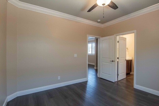 Building Photo - MOVE IN SPECIAL!!! $500 OFF FIRST MONTH'S ...
