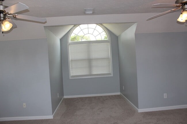 Building Photo - Parkers Ridge