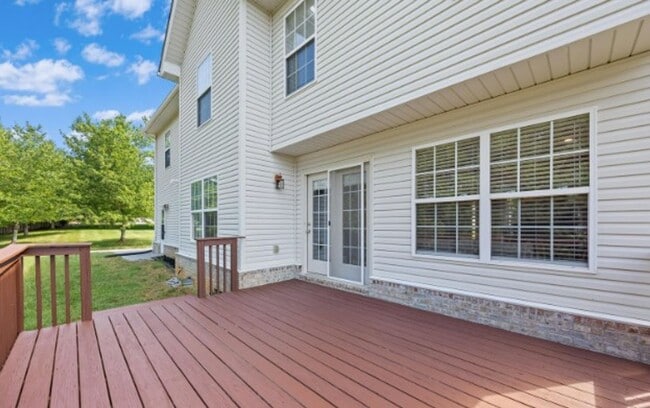 Building Photo - Knoxville 37934 - 4 bedroom 2 bath - call ...