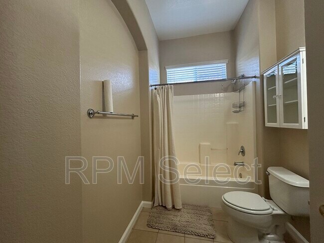 Building Photo - 2206 Ranch House Ct