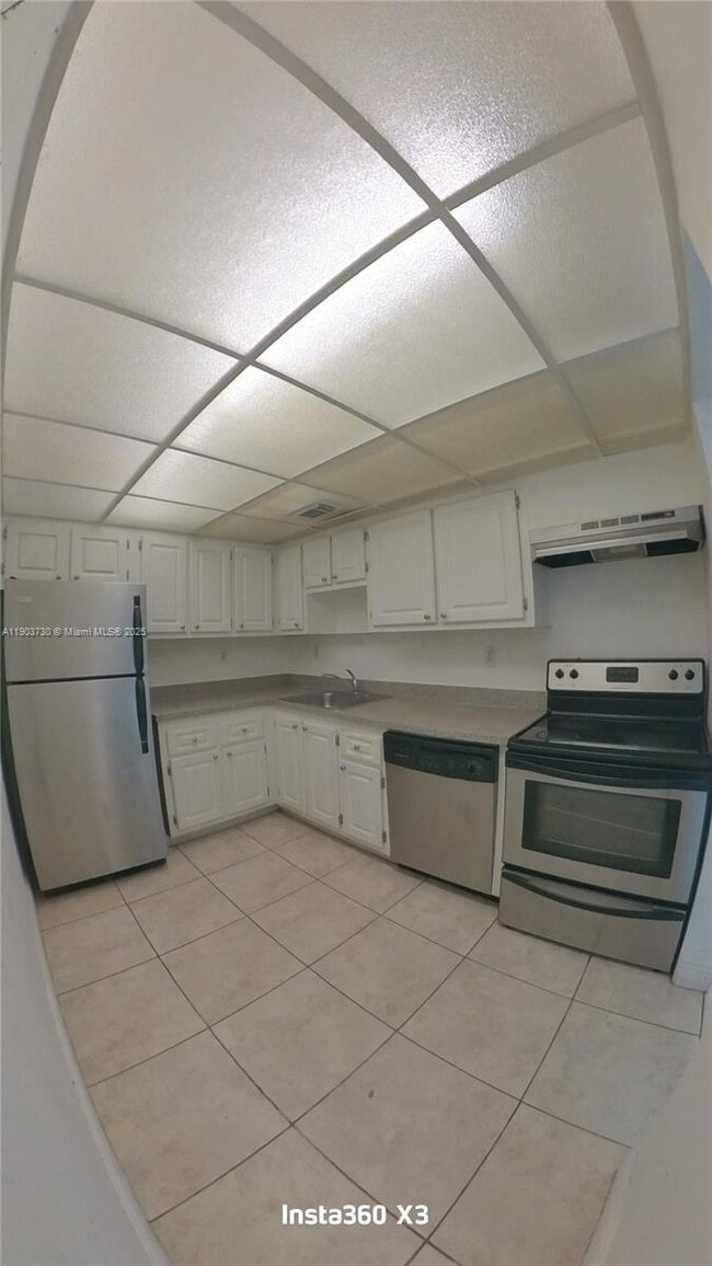 Building Photo - 1805 Sans Souci Blvd