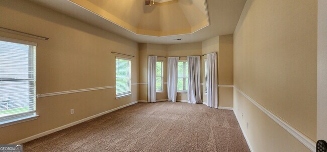 Building Photo - 525 Twelve Oaks Dr