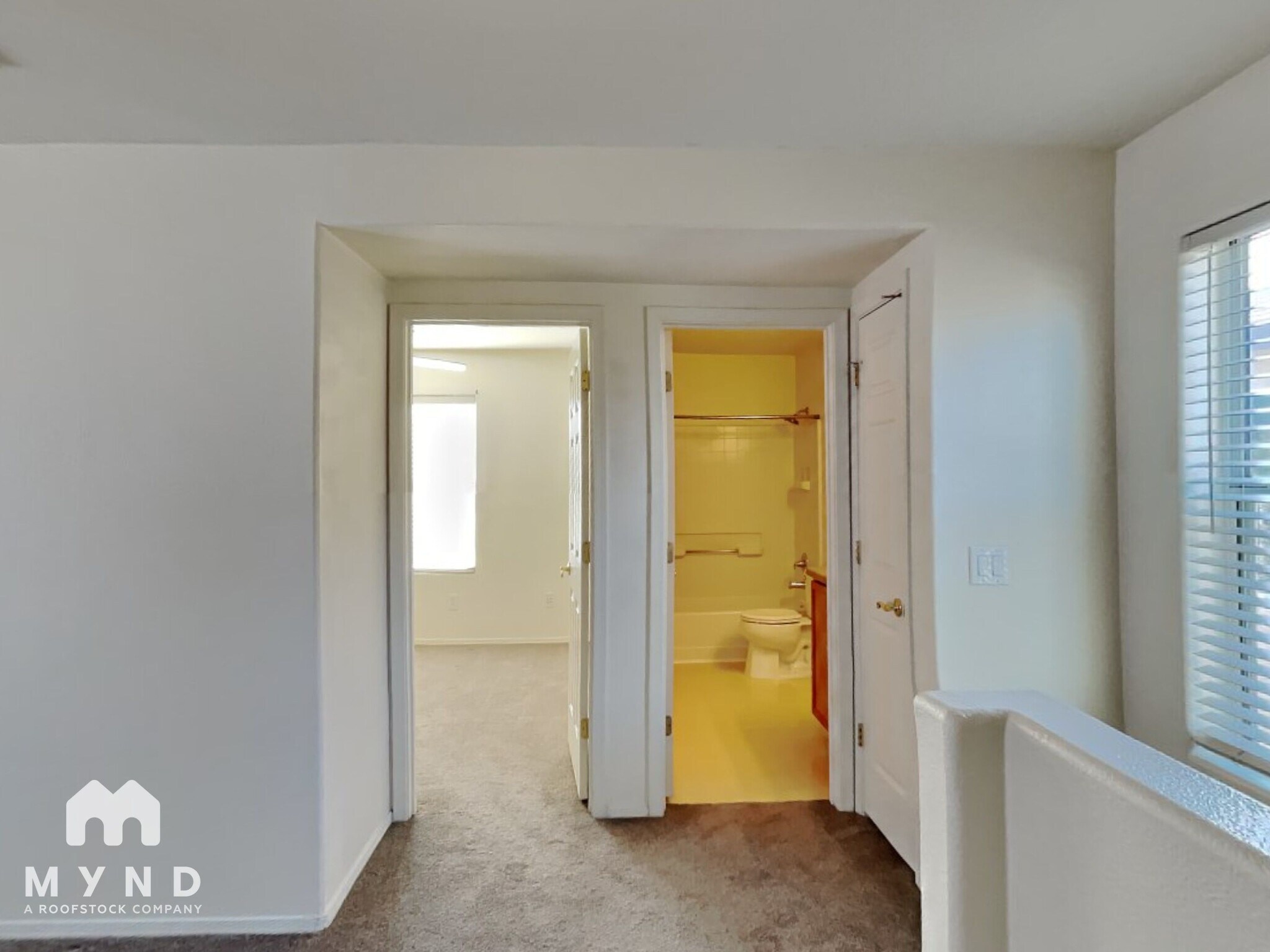 Building Photo - 4230 E Deer Dancer Way