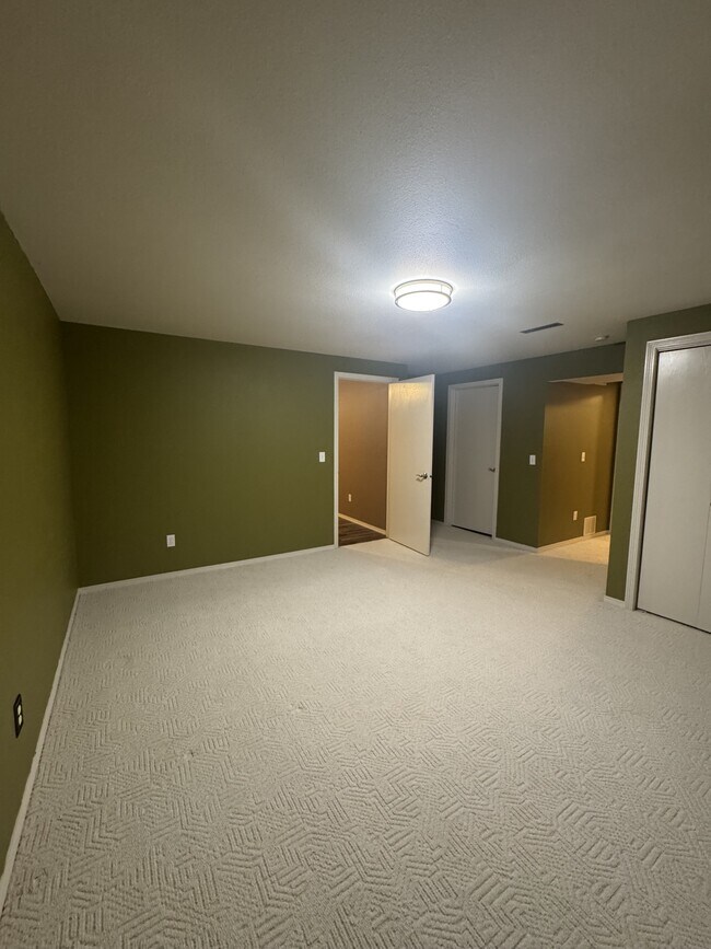 Building Photo - 3019 Colton Blvd