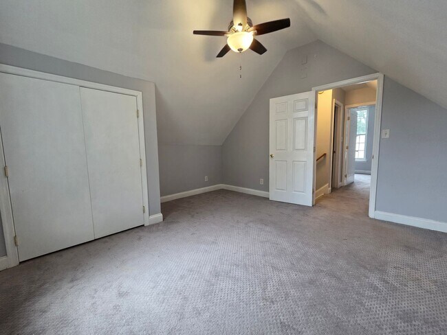 Building Photo - SUBURBAN ACRES