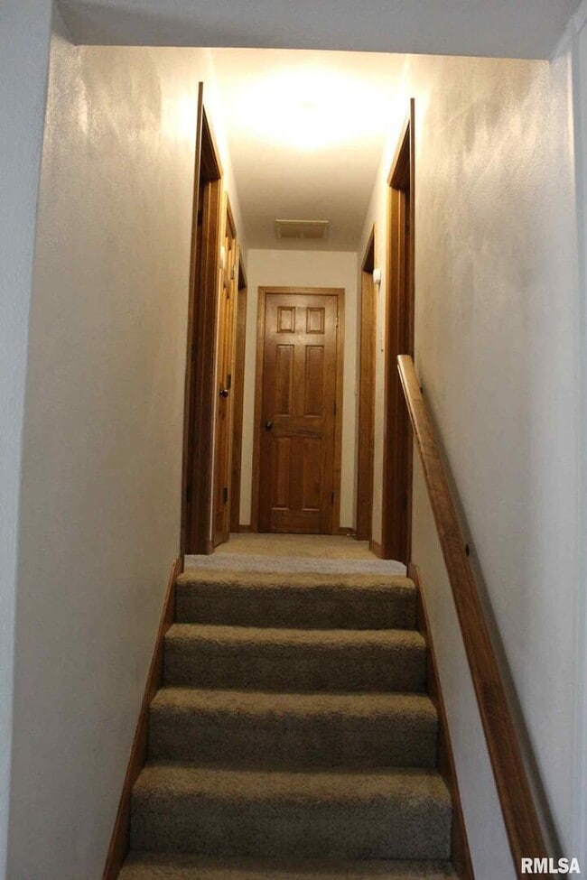 Building Photo - 15047 N Seagull Ln